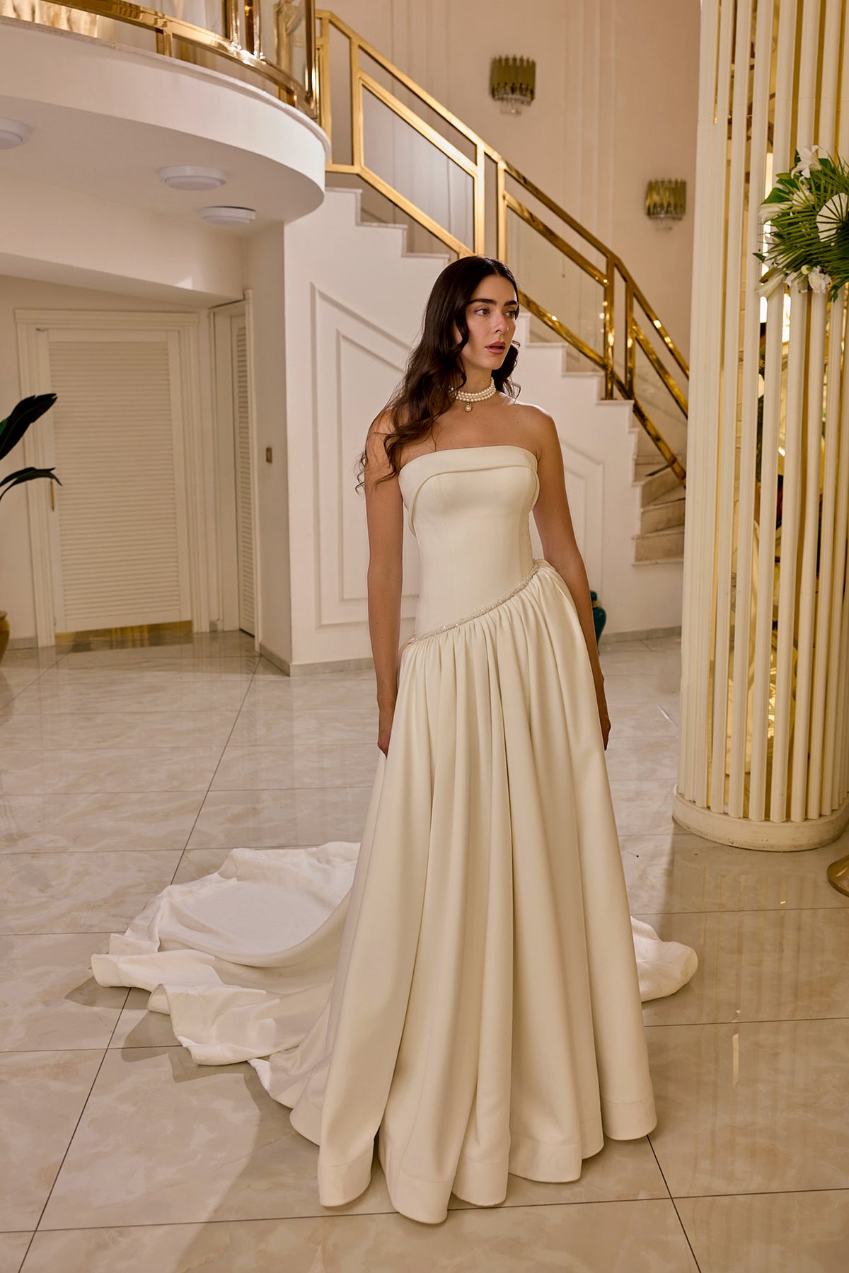Violetta – Minimalist Couture Ball Gown in Silk Ivory