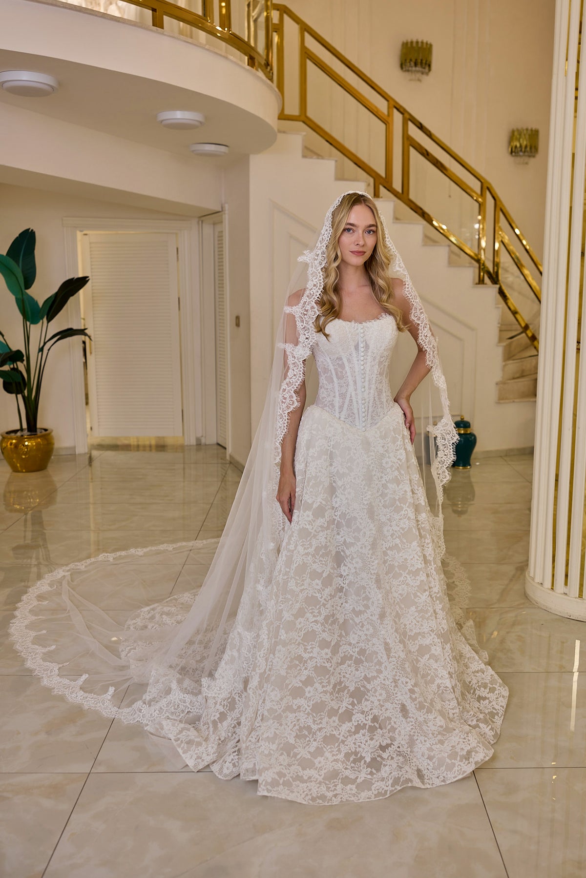 Theodora – Lace Corset Bridal Gown