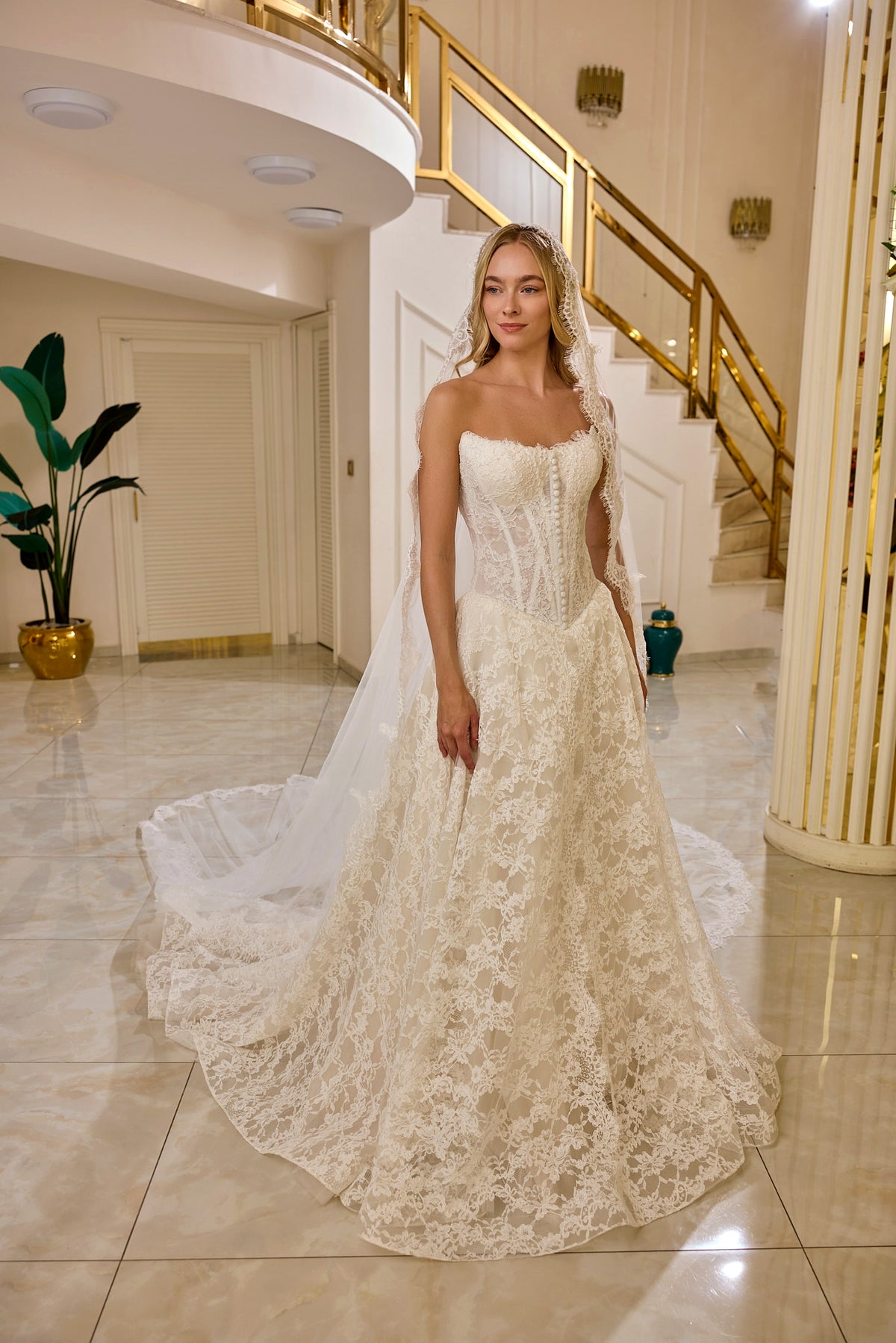 Theodora – Lace Corset Bridal Gown