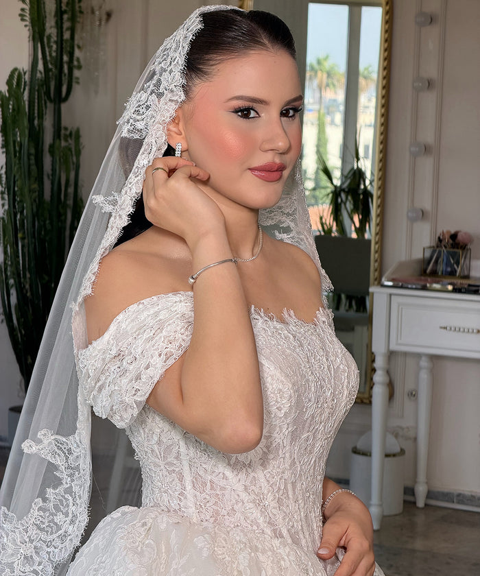 Maison Harleen bride — wedding photograph 12
